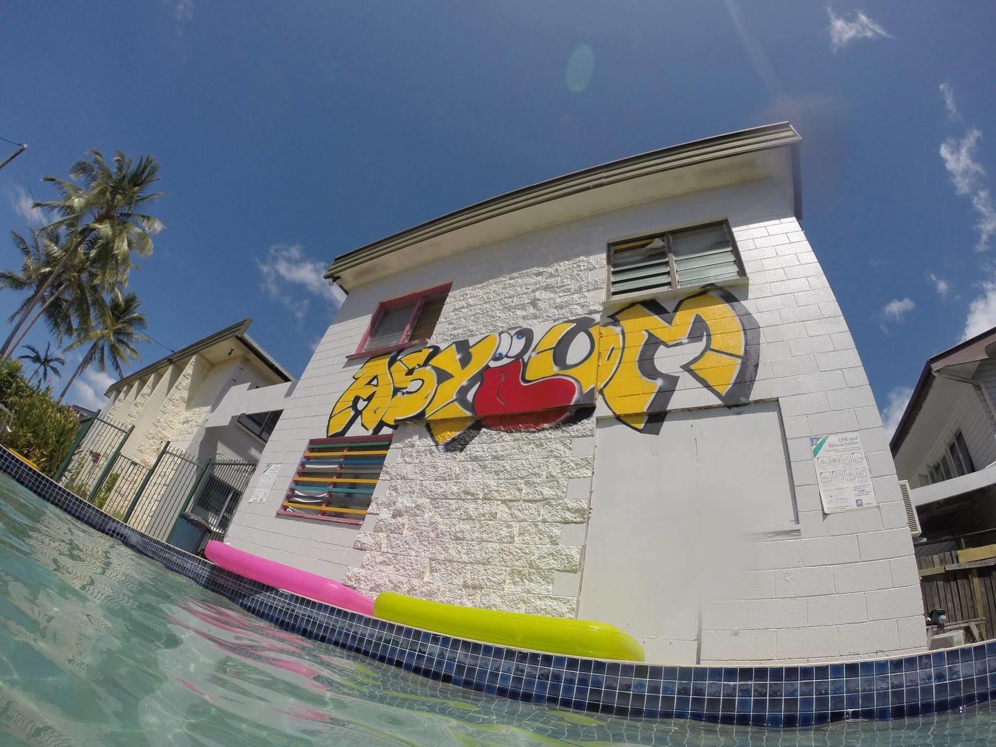 Asylum Cairns Share House Hostel Exterior foto