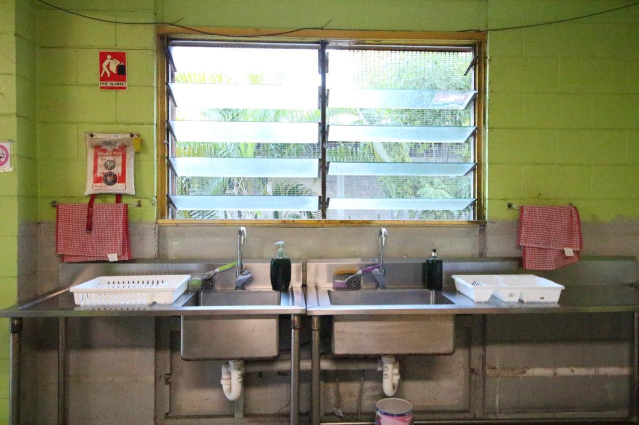 Asylum Cairns Share House Hostel Exterior foto